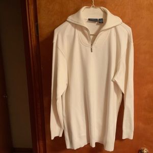 Liz Claiborne 3/4 zip top